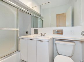 25 Canterbury Road 2F, Great Neck NY 11021