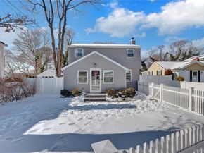 522 Browns Road, Nesconset NY 11767