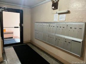 2287 Mott Avenue 6D, Far Rockaway NY 11691