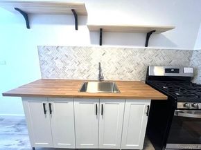 2287 Mott Avenue 6D, Far Rockaway NY 11691