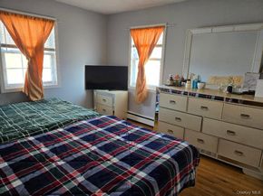 1005 Broadway, Westbury NY 11590