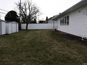 15 Bond Lane, Hicksville NY 11801