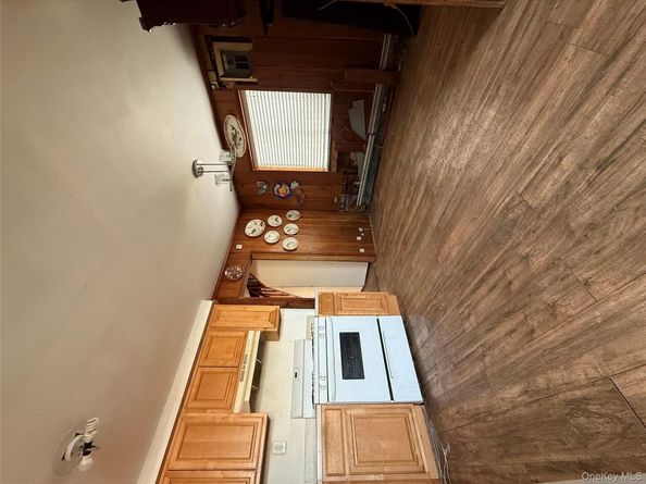 5 Bayview Avenue, Howard Beach NY 11414