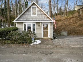 40 Idle Day Drive, Centerport NY 11721