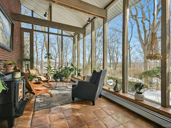 40 Idle Day Drive, Centerport NY 11721