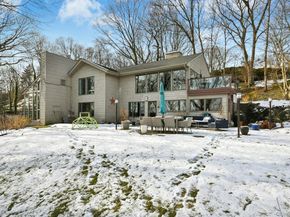 40 Idle Day Drive, Centerport NY 11721