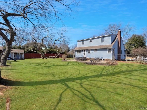 8 Beverly Lane, East Moriches NY 11940