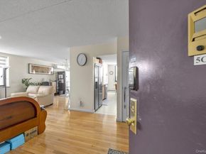 14477 Roosevelt Avenue 5C, Flushing NY 11354