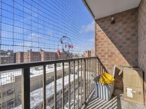 14477 Roosevelt Avenue 5C, Flushing NY 11354