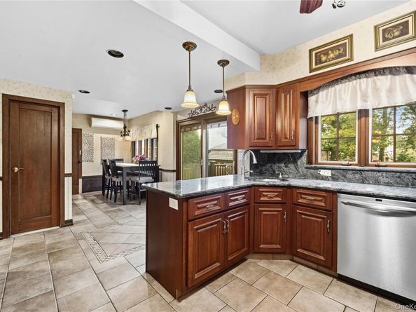 32-30 167th Street, Flushing NY 11358
