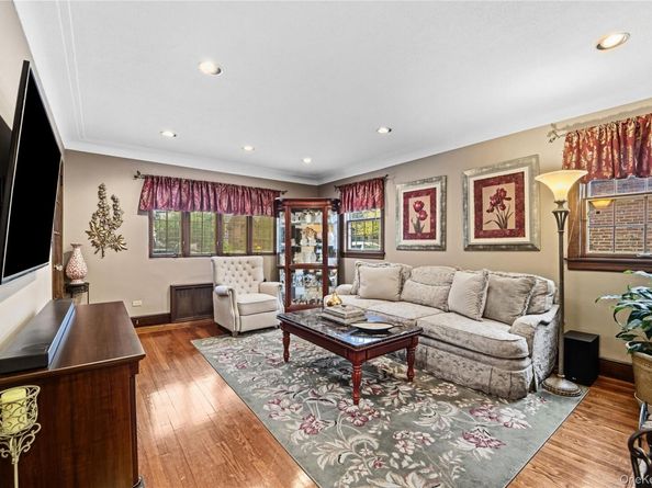 32-30 167th Street, Flushing NY 11358