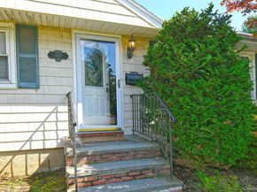 1483 Crown Street, Wantagh NY 11793