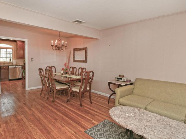 1483 Crown Street, Wantagh NY 11793