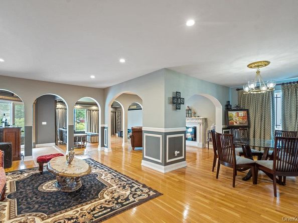 57 Southgate Road, Valley Stream NY 11581