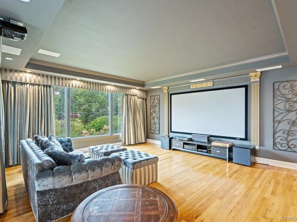 57 Southgate Road, Valley Stream NY 11581