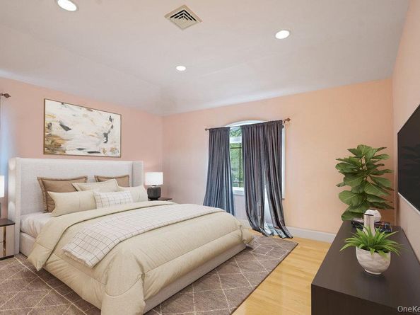 57 Southgate Road, Valley Stream NY 11581