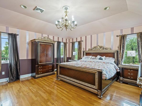 57 Southgate Road, Valley Stream NY 11581