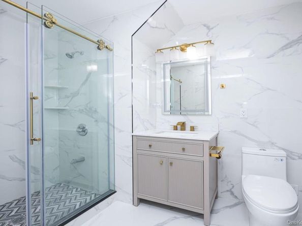 20 Genevieve Place, Great Neck NY 11021