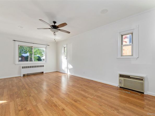 14579 6th Avenue, Whitestone NY 11357