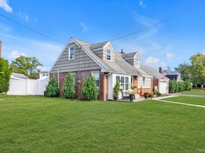 95 Wheeler Avenue, Valley Stream NY 11580