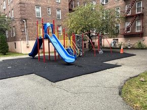 33-25 90 Street 5D, Jackson Heights NY 11372