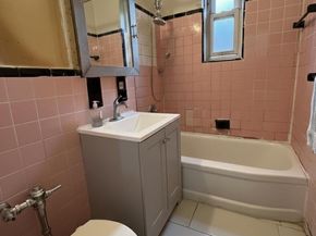 33-25 90 Street 5D, Jackson Heights NY 11372