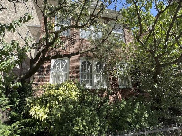 1663 E 18th Street, Brooklyn NY 11229