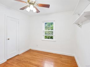 1218 Terrace Boulevard, New Hyde Park NY 11040