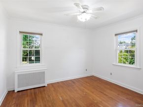 1218 Terrace Boulevard, New Hyde Park NY 11040
