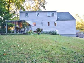 22 Richmond Place, Cortlandt Manor NY 10567