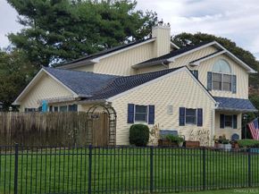 176 Avondale Drive, Centereach NY 11720