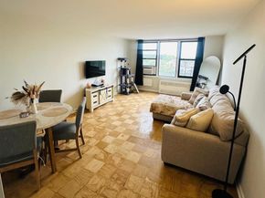 3121 Middletown Road 6H, Bronx NY 10461