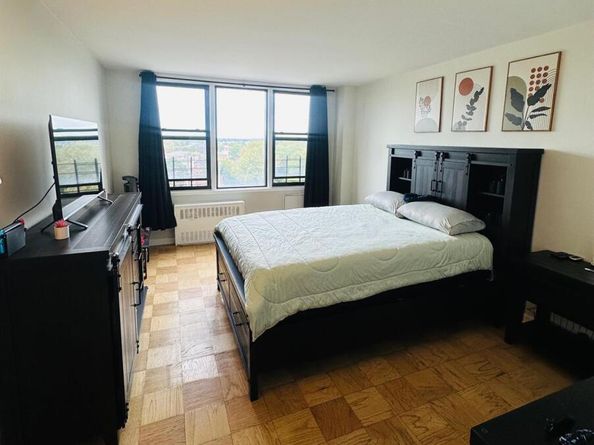 3121 Middletown Road 6H, Bronx NY 10461
