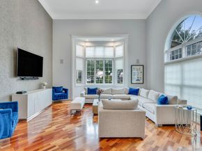 52 Hamlet Drive 52, Commack NY 11725