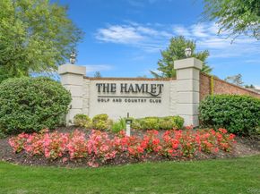 52 Hamlet Drive 52, Commack NY 11725