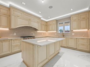 18108 69th Avenue, Fresh Meadows NY 11365