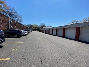 216-37 68 Avenue 2, Oakland Gardens NY 11364