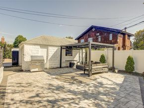 71-27 172nd Street, Fresh Meadows NY 11365