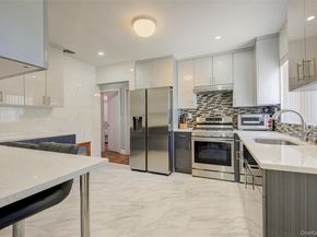 71-27 172nd Street, Fresh Meadows NY 11365