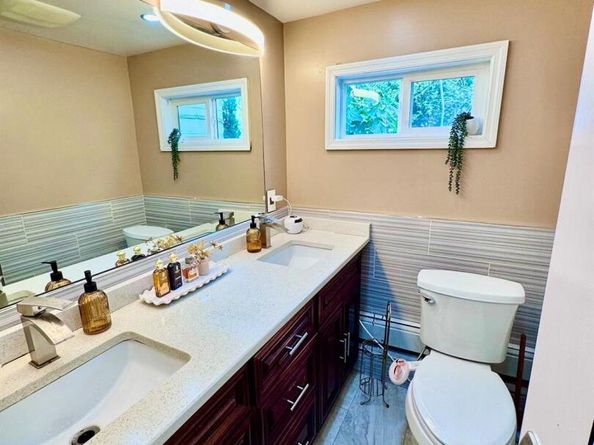 62 Walnut Road, Inwood NY 11096