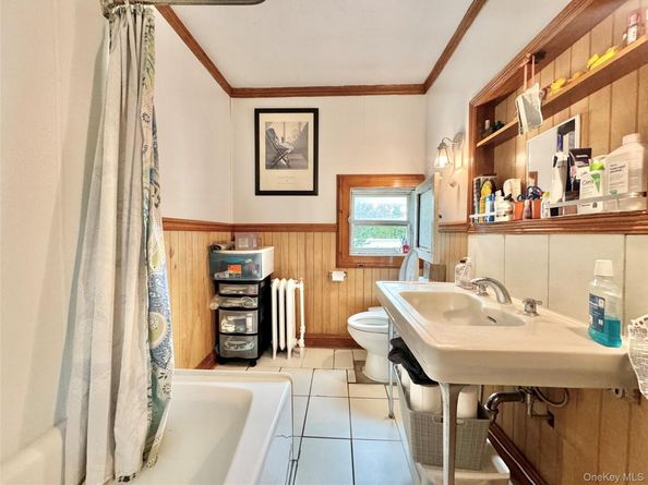 32 Herbert Avenue, Port Washington NY 11050