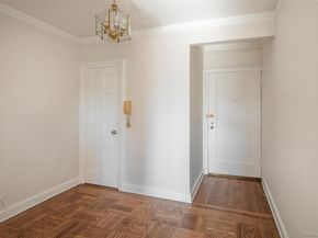 6 Midland Gardens 4B, Bronxville NY 10708