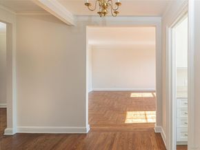 6 Midland Gardens 4B, Bronxville NY 10708