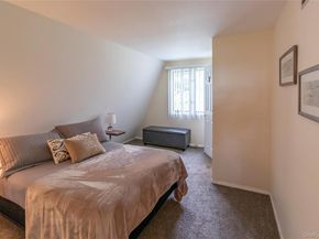 18 Alanson Lane, Hampton Bays NY 11946