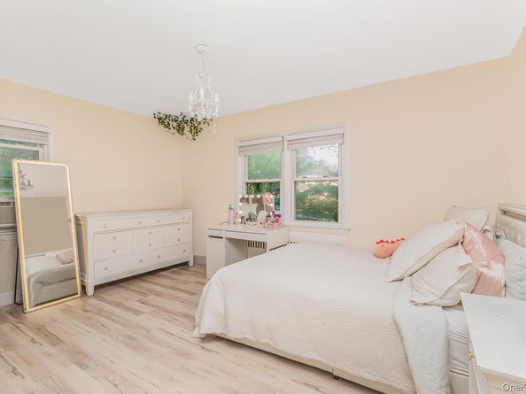 2398 Centre Avenue, Bellmore NY 11710