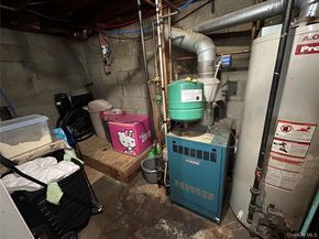 85 W Fairview Avenue, Valley Stream NY 11580