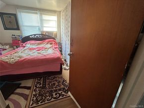85 W Fairview Avenue, Valley Stream NY 11580