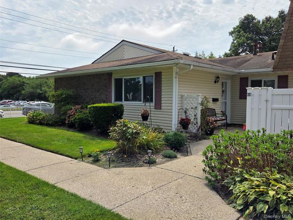 283 Storm Drive, Holtsville NY 11742
