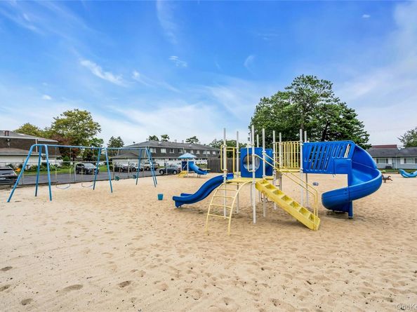 283 Storm Drive, Holtsville NY 11742