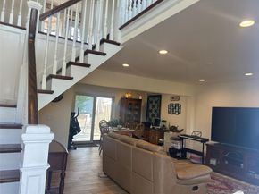 311 Riviera Parkway, Lindenhurst NY 11757